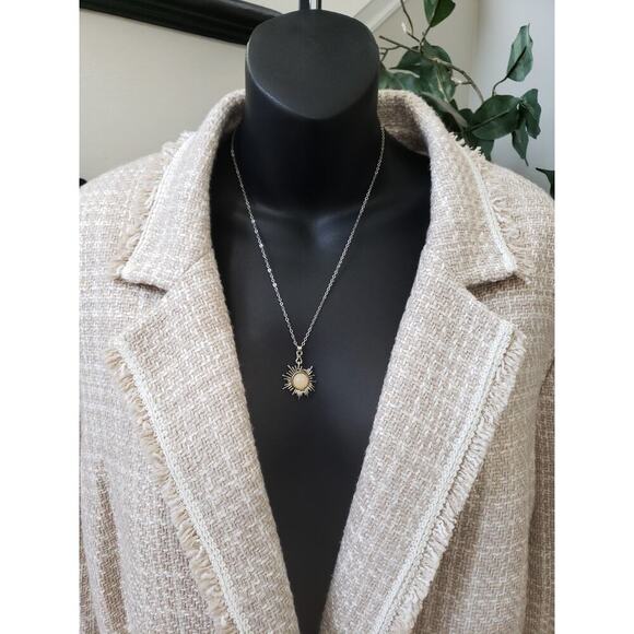 Tahari Arthur S. Levine Skirt Suit Set Womens 22W Beige Fringe Trim Notch Lapel - Picture 12 of 16